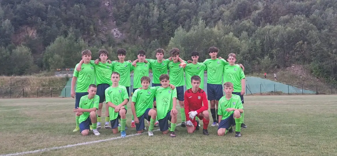 Juniorzy B1 rozpoczynają sezon od wysokiego zwycięstwa 9:0