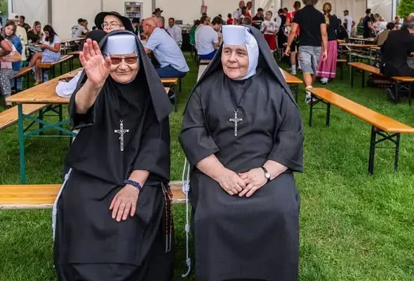 Dożynki w Gminie Jabłonka: Święto Plonów Pełne Tradycji i Zabawy