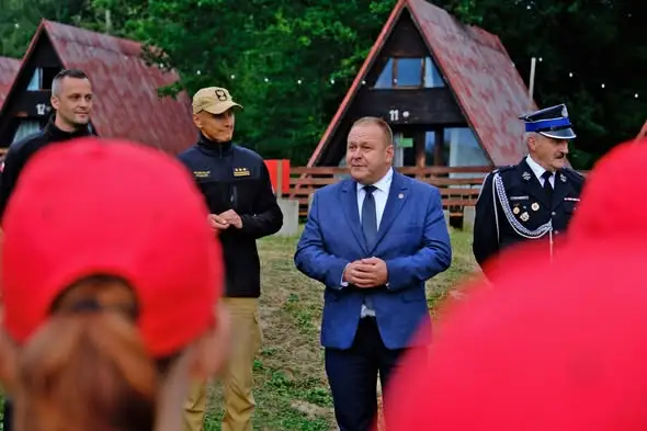 Młodzieżowe Drużyny Pożarnicze z gminy Krościenko nad Dunajcem na obozie nad Jeziorem Żywieckim