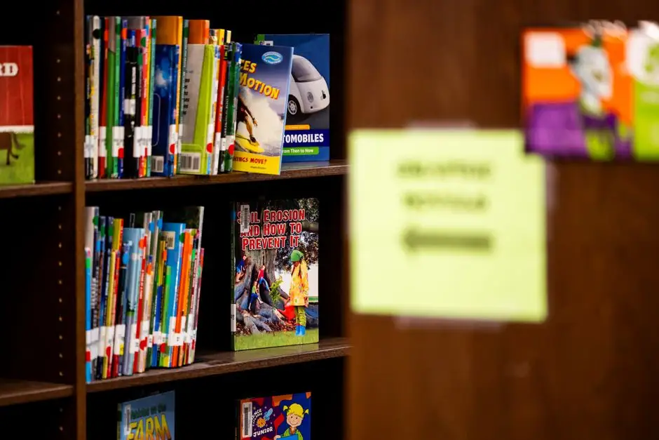 Młodzi czytelnicy z Tylmanowej odkrywają bibliotekę