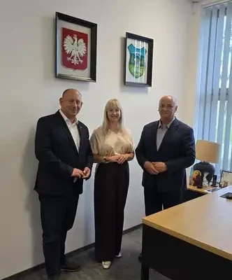 Wojewoda Małopolski z wizytą w Gminie Jabłonka – rozmowy o rozwoju regionu