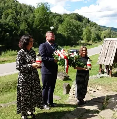 Uczczono pamięć ofiar II wojny światowej w gminie Ochotnica Dolna