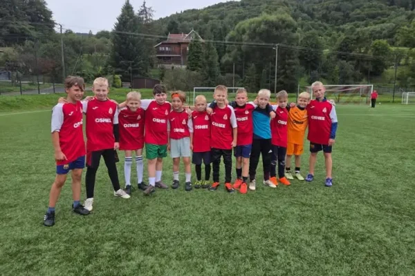 Liga Orlika: emocjonujące mecze młodych piłkarzy z Krościenka