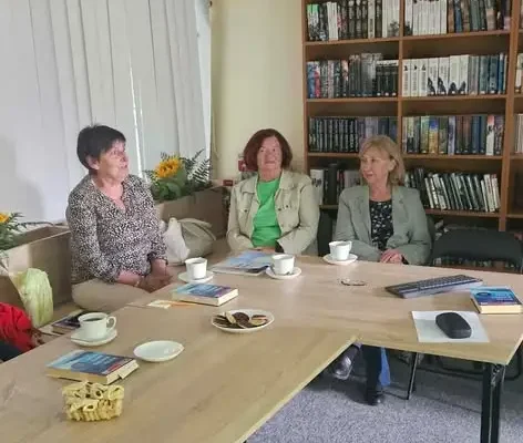 Dyskusyjny Klub Książki w Nowym Targu odkrywał historię Islandii