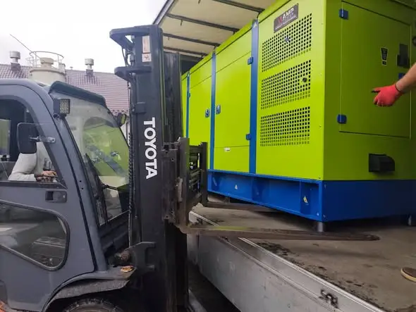 Nowy agregat prądotwórczy wzmocni oczyszczalnię ścieków w Tylmanowej