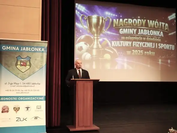 Gmina Jabłonka nagrodziła sportowe talenty. Gwiazdą wieczoru był Paweł Kidoń